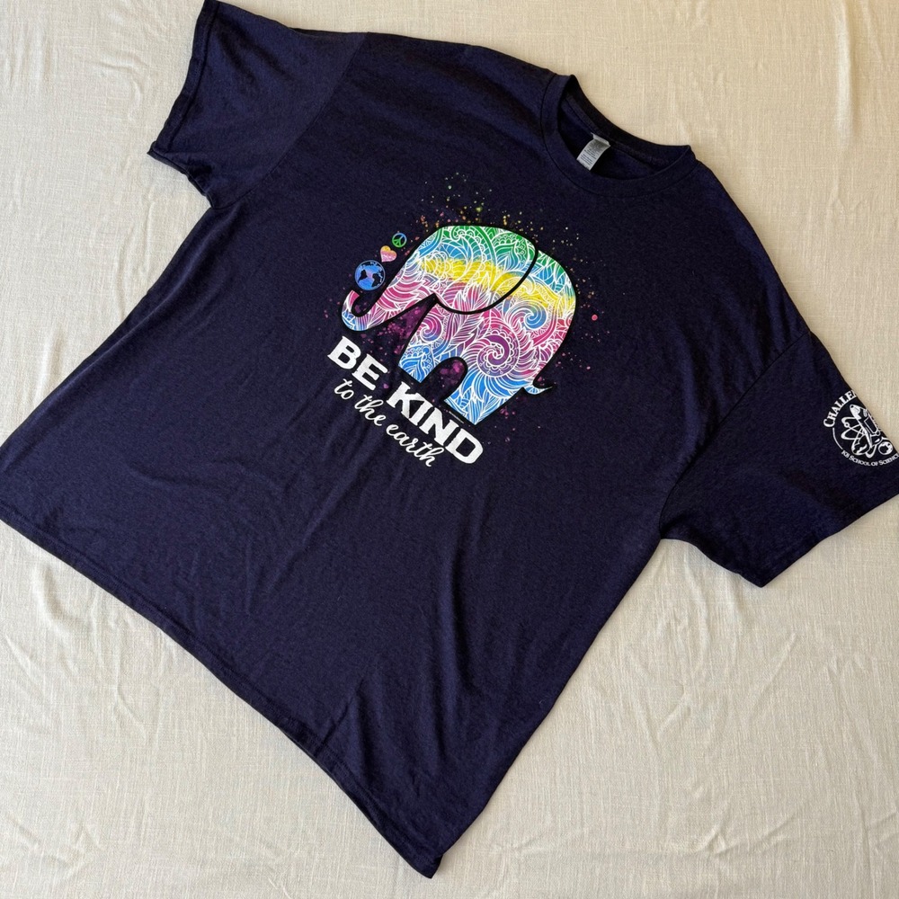 Gildan Be Kind To‎ The Earth Elephant T-Shirt Mens 2XL plum rainbow Boho Graphic